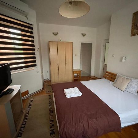 זרנג'נין Guest House Luxotel מראה חיצוני תמונה