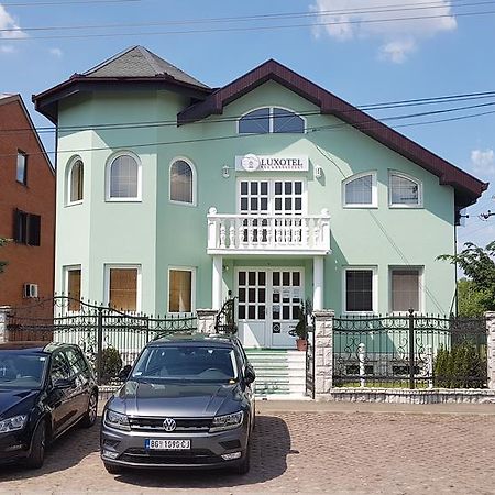 זרנג'נין Guest House Luxotel מראה חיצוני תמונה