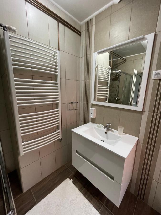 זרנג'נין Guest House Luxotel מראה חיצוני תמונה