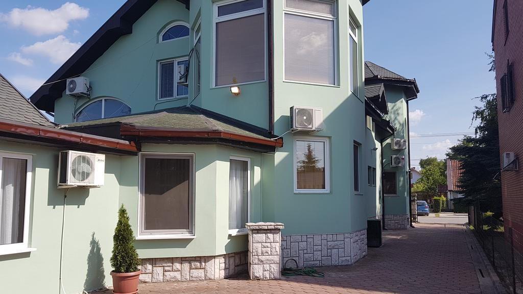 זרנג'נין Guest House Luxotel מראה חיצוני תמונה